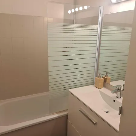 T2 Centre-ville Parking *