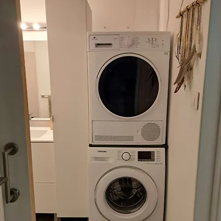 T2 Centre-ville Parking Διαμέρισμα